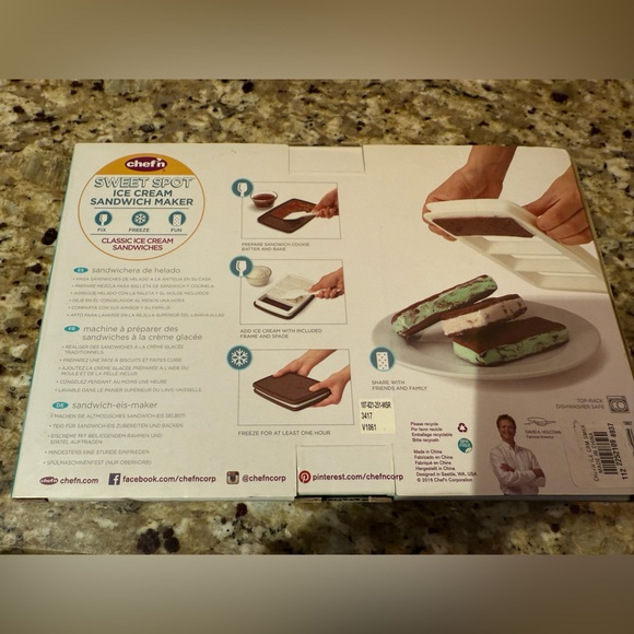 Chef'n Sweet Spot Ice Cream Sandwich Maker - Picture 2 of 2